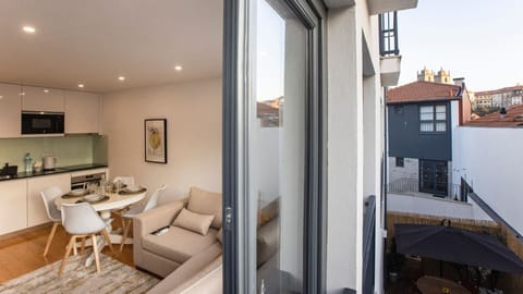 Empire of the Sun Apartment in Porto