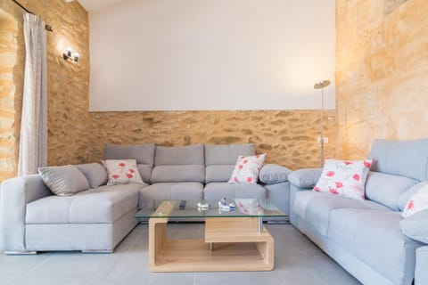 Hillside Haze Apartment in Pla de Mallorca