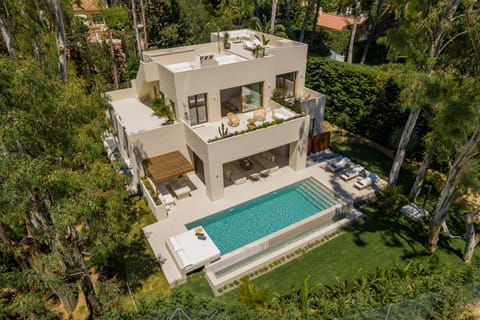 A Drop of Gold House in Marbella