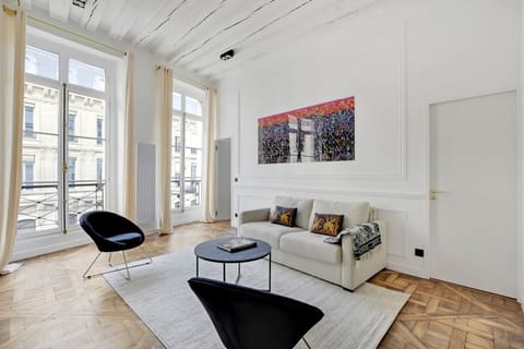 Easy Indigo Apartment in Paris