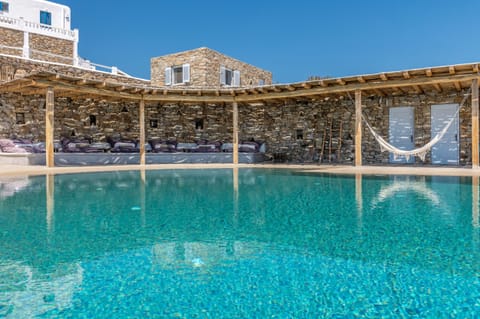 Party Invitation Apartment in Mykonos, Mikonos 846 00, Greece