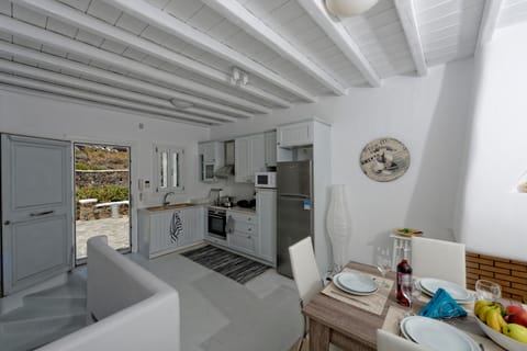 White Lights Apartment in Mykonos, Mikonos 846 00, Greece