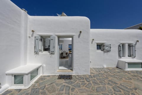 White Lights Apartment in Mykonos, Mikonos 846 00, Greece