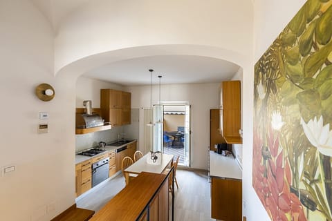 Sublime Scalinata Apartment in Rome