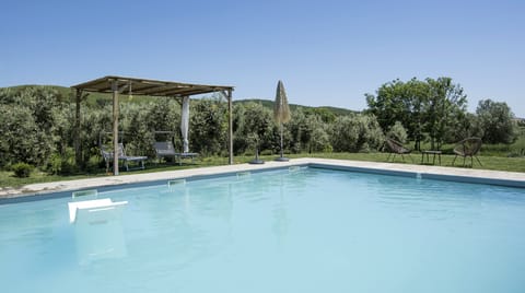 The Lavender Harvest Villa in Tuscany