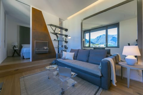 Blue Mountain View Apartment in Lugano