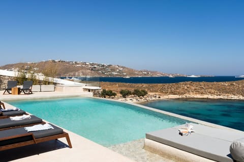 Cycladic Sky Apartment in Mykonos