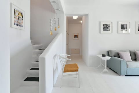 The Windflower Apartment in Paros, Greece