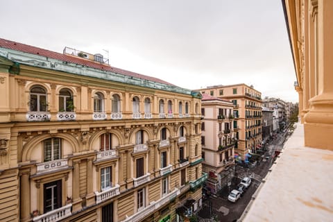 Quattro Palazzi Condo in Naples