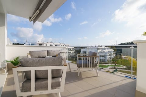 Among Greenery Apartment in Alhaurín de la Torre