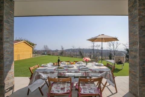 Oranges & Almonds Apartment in Lake Garda