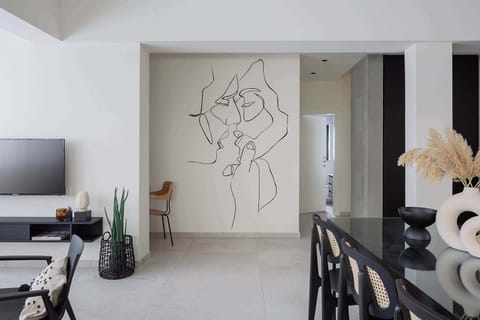 Lovers' Kiss Apartment in Tel Aviv-Yafo