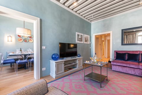 Strawberry Gelato Apartment in San Marco