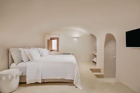 Mill in the Sky Apartment in Oia