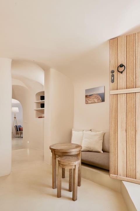 Mill in the Sky Apartment in Oia