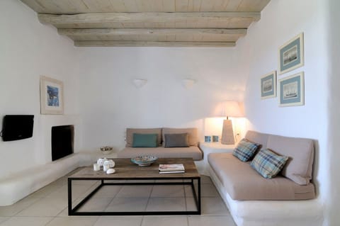 The Gisele Apartment in Paros