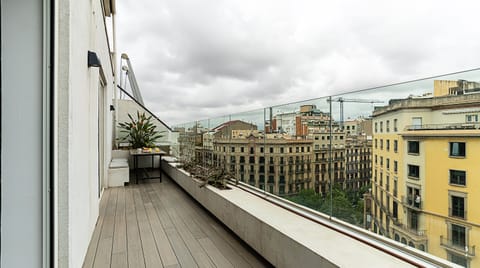 La Modernista Apartment in Barcelona