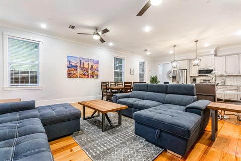 Louisiana Hot Apartment in Warehouse District