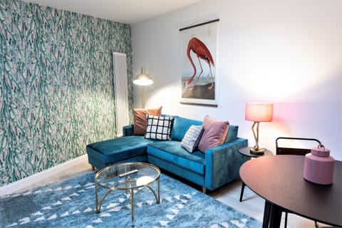 Flamingo Fandango Apartment in Bristol