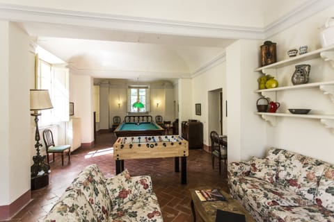 Shutter & Vine Villa in Emilia-Romagna