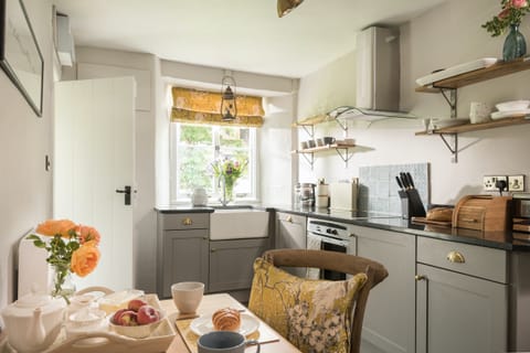 A Chocolate Box Apartment in Bovey Tracey