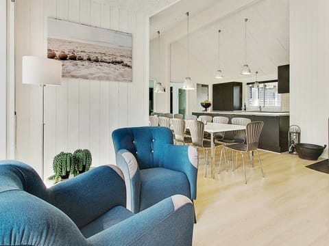 Oyster Moon Condo in Zealand