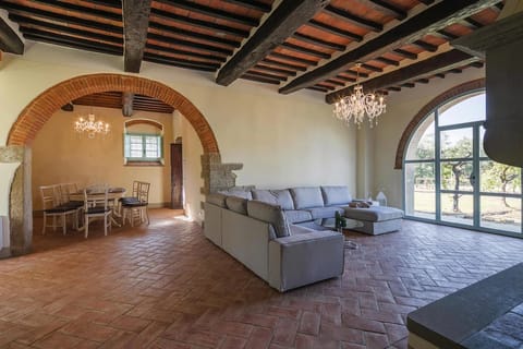 Stone's Throw Away Apartment in Umbria