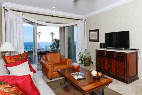 Pacific Rose Apartment in Cabo San Lucas