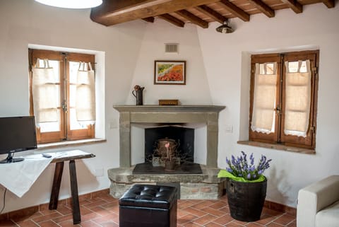 Tuscan Tradition Apartment in Umbria