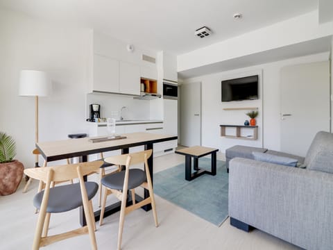 Softly Softly Apartment in Vence