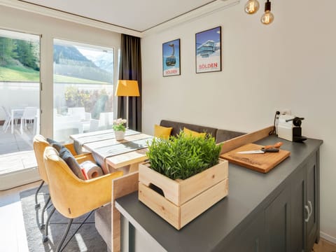Give a Little Whistle Apartment in Soelden