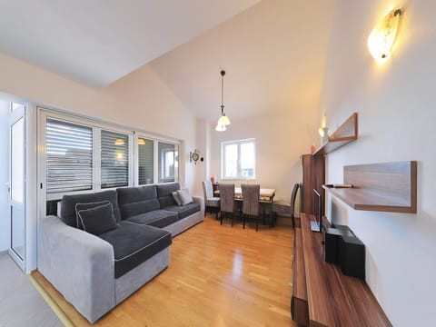 Laurel & Wine Apartment in Šibenik-Knin County, Croatia