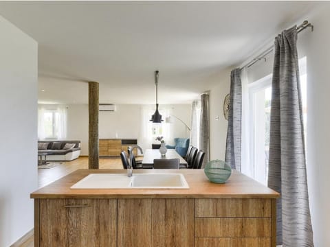 Play in the Sunshine Apartment in Šibenik-Knin County, Croatia