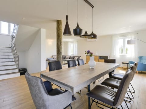 Play in the Sunshine Apartment in Šibenik-Knin County, Croatia