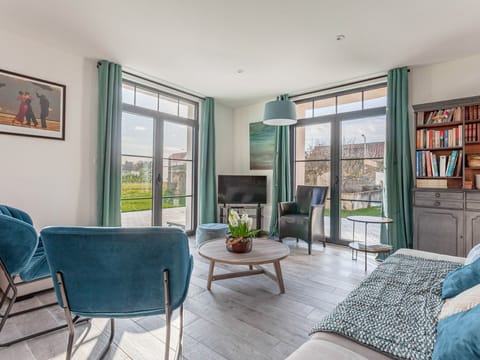 White Cliffs & Green Fields Apartment in Hauts-de-France