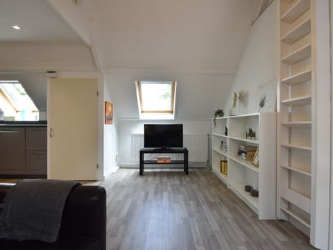 Love by the Lake Apartment in Wolphaartsdijk