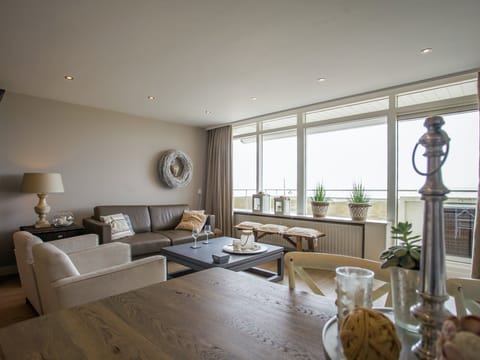 Beach Boulevard Apartment in Noordwijk