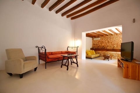 Sunshine Overhead Apartment in Pla de Mallorca