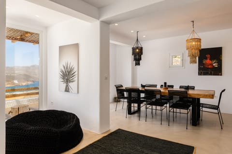 Apollo's Walls Apartment in Mykonos, Mikonos 846 00, Greece