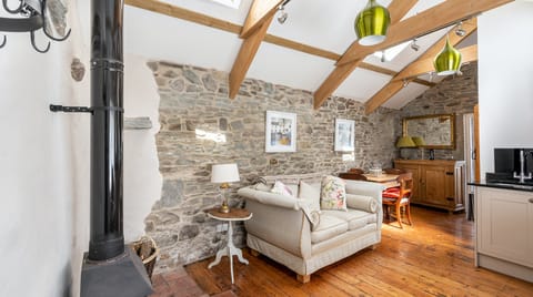 The Shoemaker's Shop Cabin in Llansteffan