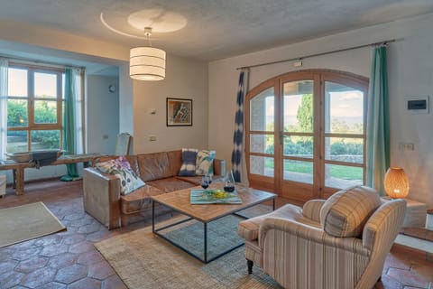 Sunset Sketches Apartment in Tuscany