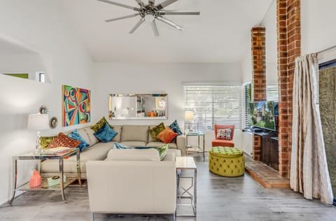 Zesty Lime Apartment in Cathedral City