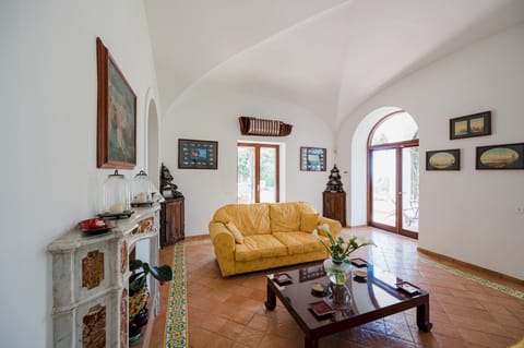 Villa Flora  Apartment in Capri