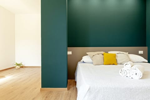 Pistachio & Choc Chip Apartment in Livorno