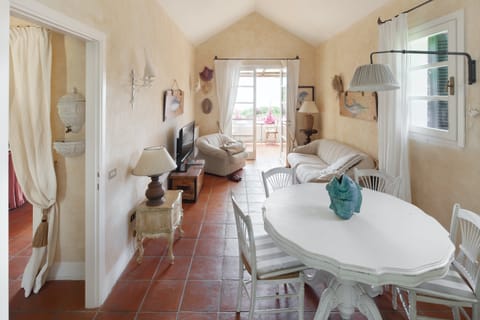 Pearl Romance  Apartment in Tuscany