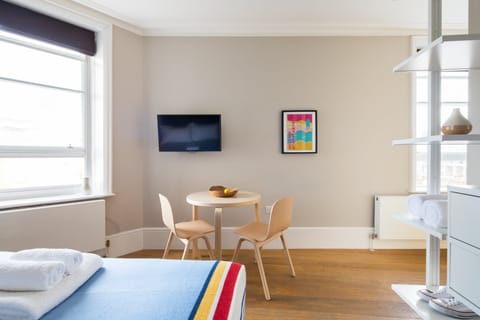Mod Stripes Apartment in City of Westminster