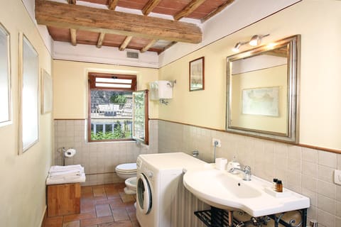 The Ruby Rose Apartment in Montepulciano