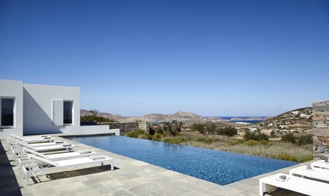 Art by the Sea Villa in Paros, Greece