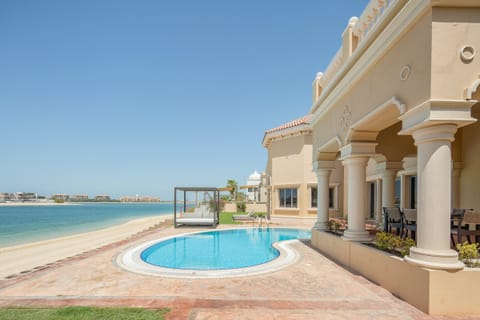 Fronds on the Beach Apartment in Dubai