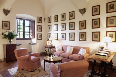 The Gem of Tuscany  Villa in San Casciano Val Pesa